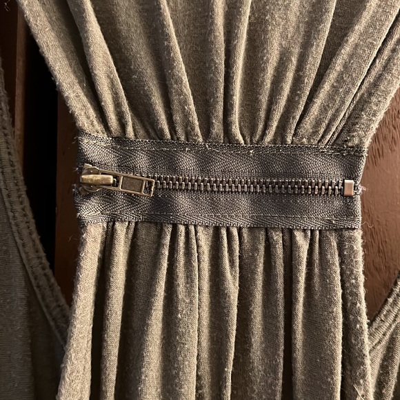 Army green dress - Picture 5 of 6